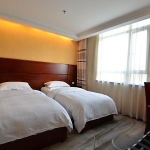 Standard Zimmer mit zwei Einzelbetten